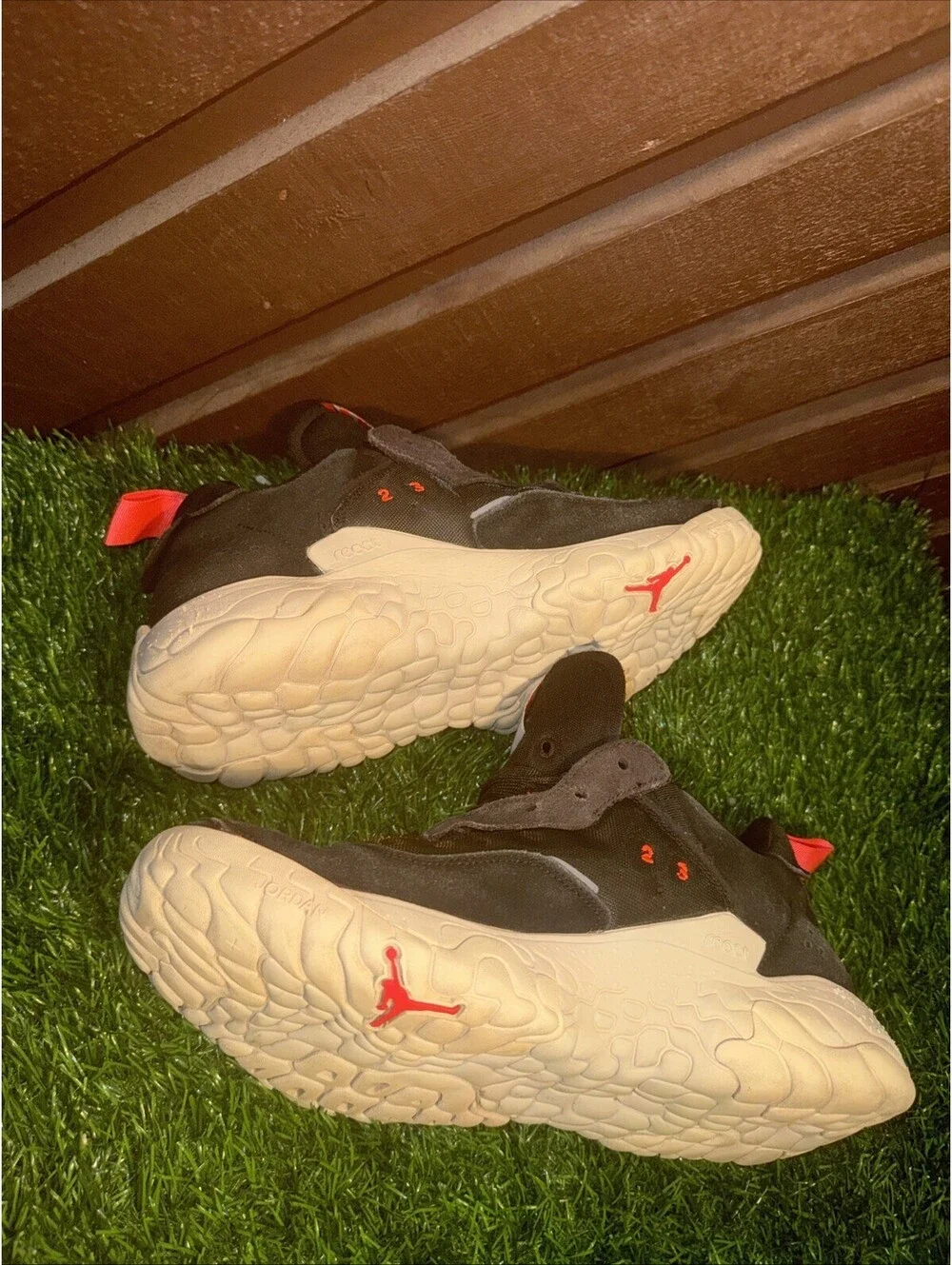 Jordan size 10
